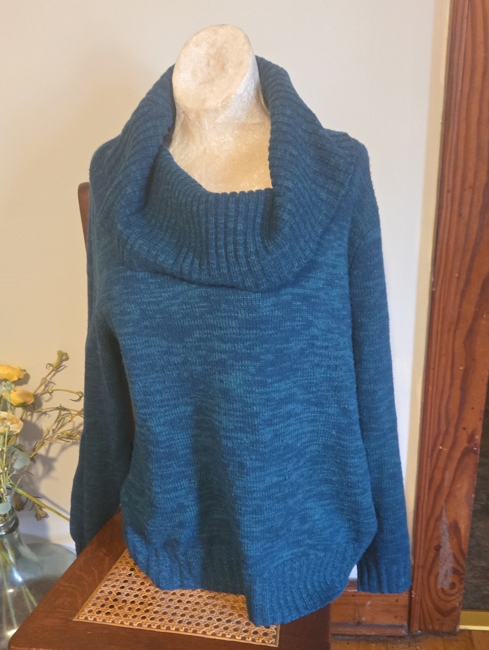 Cozy Teal Cowl Neck Women's Sweater Size Small